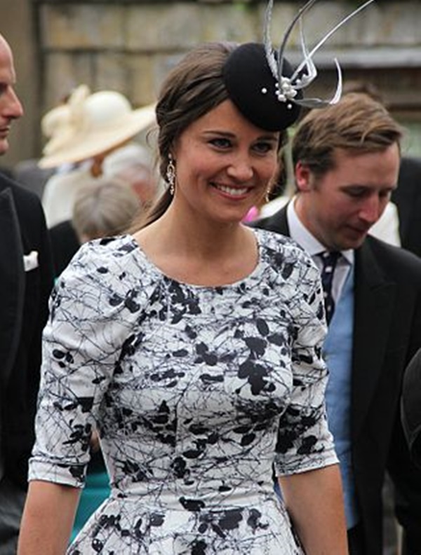 Pippa Middleton Beach Photos Hit The Web 